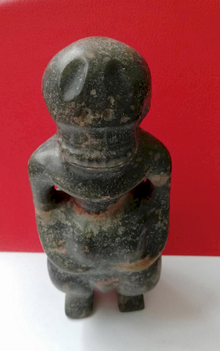 A021. Carved Man of Black Jade