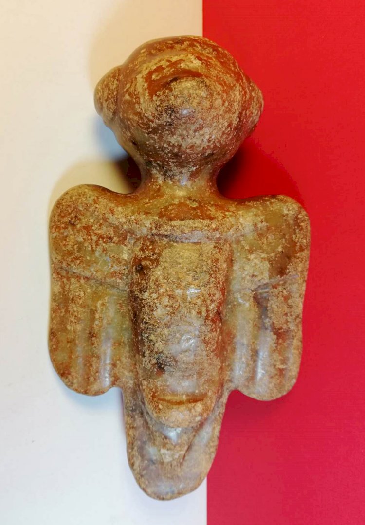 A033 Neolithic Jade Carving of Human Head and Eagle Body