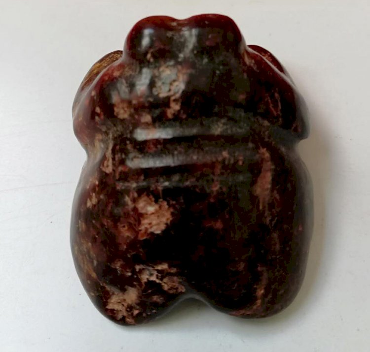 C011. Black Jade Toad Ornament