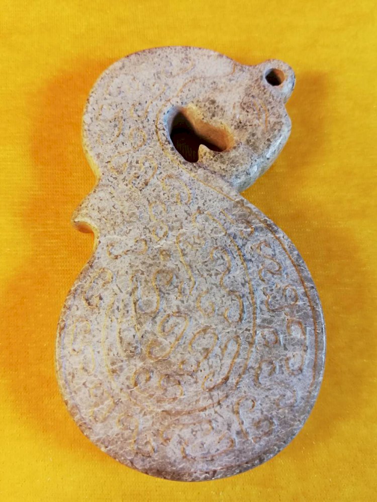 E34.  戰國 玉鳳珮