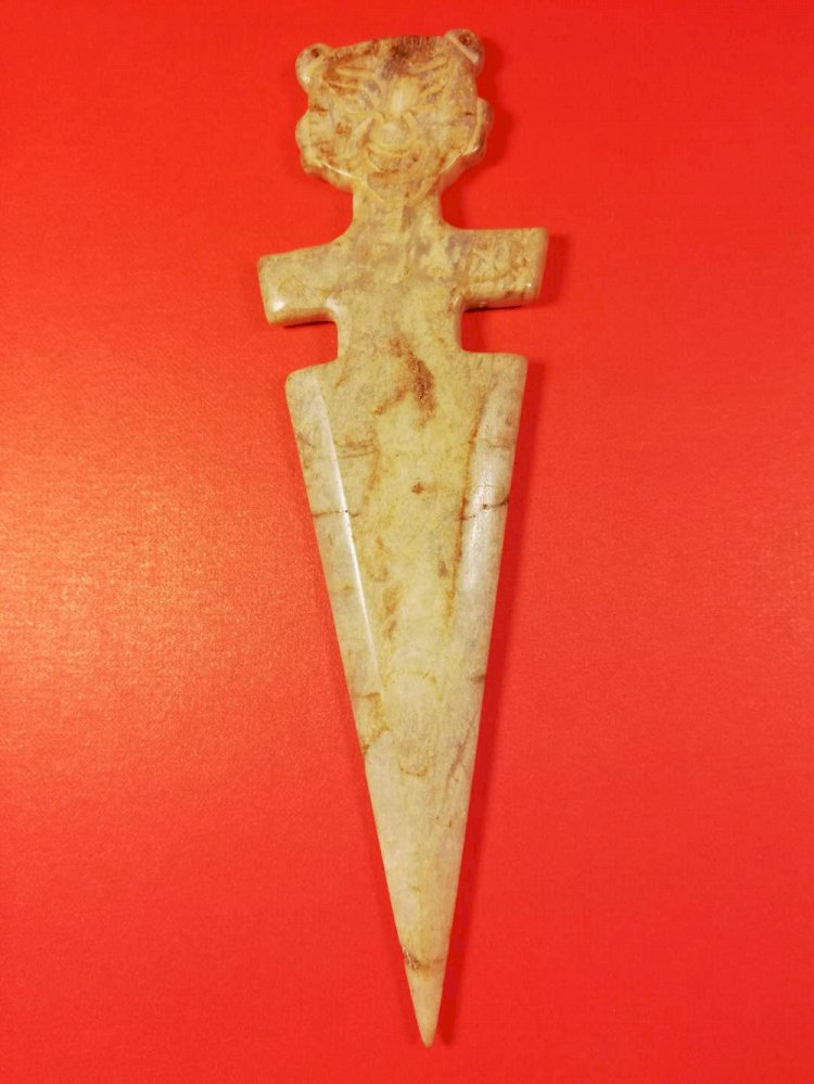 G024 Human Head Dagger Shaped Jade