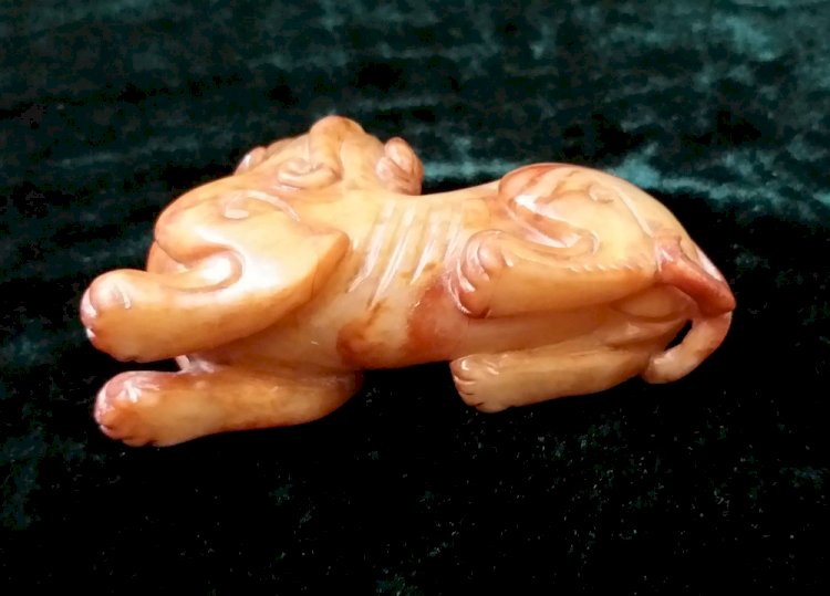 H003. A Red & Yellow Jade Animal Display for Avoiding Evil