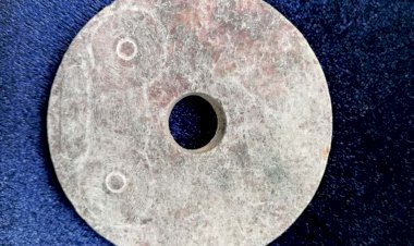A005. Archaic Jade Disc, Bi