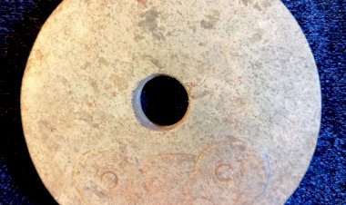 A007 Archaic Jade Disc, Bi