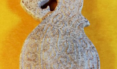 E34.Jade Phoenix Pendant