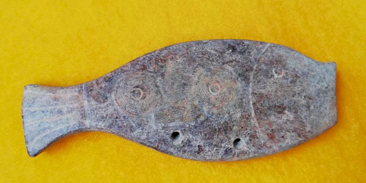 A004.A Jade Fish-Form Pendant