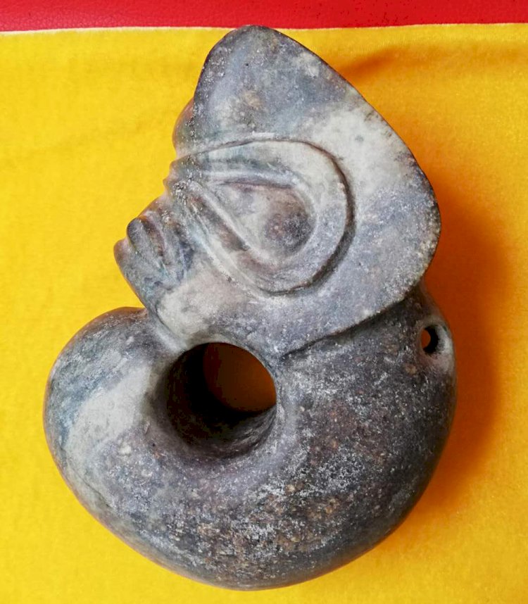 A011.Archaic Jade Beast with Opening, Que (1)