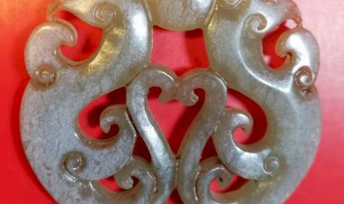 G030 西漢 雙鳳拱璧鏤雕玉珮